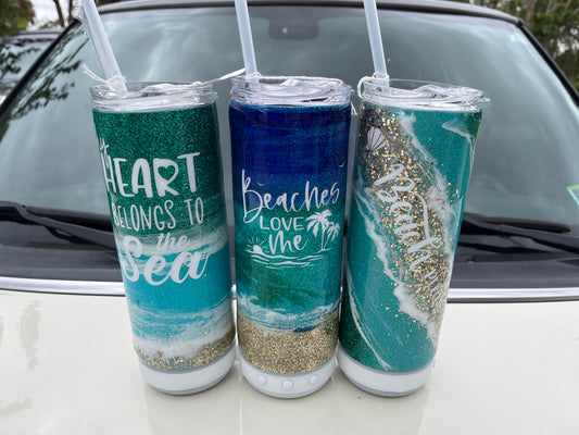 Glitter beach tumbler with speaker