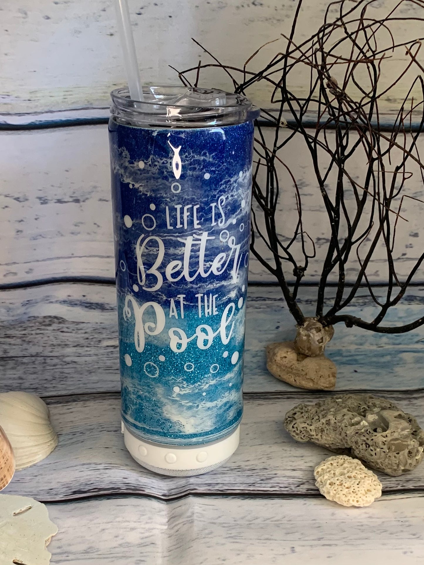 Glitter beach tumbler with speaker