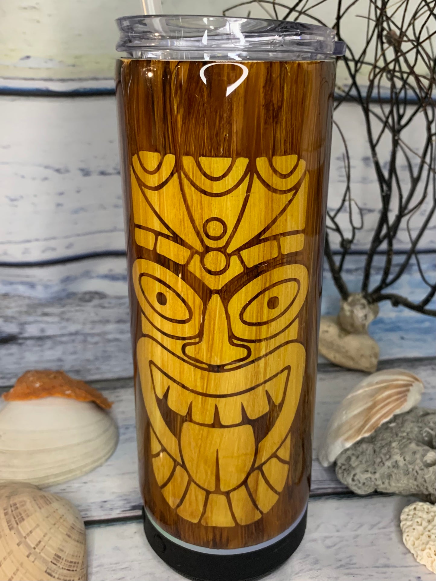 Tiki wood grain tumbler with speaker