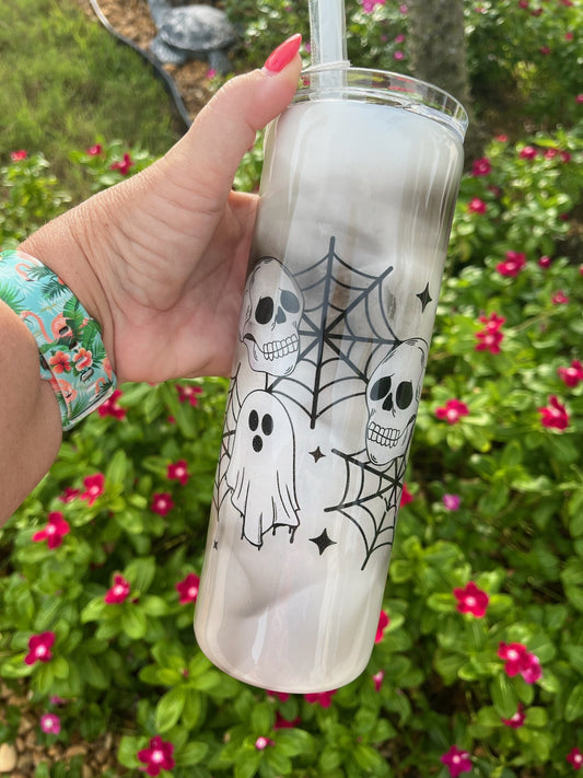 Smoky spiderweb skulls epoxy tumbler